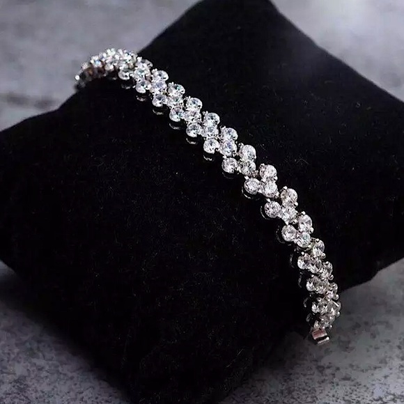 💙Shining Stone Sterling Silver Bracelet - Picture 3 of 7